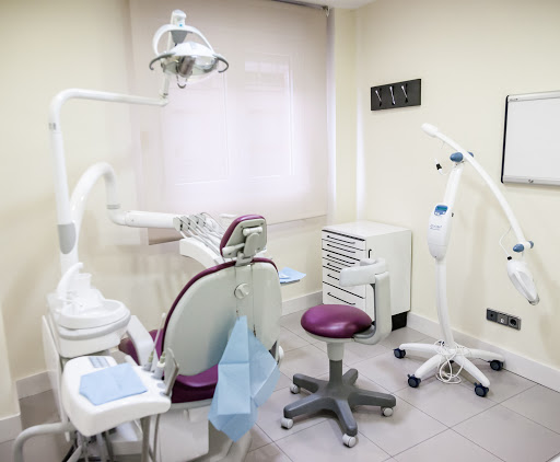 Clínica Dental Morante - Implantes en Madrid